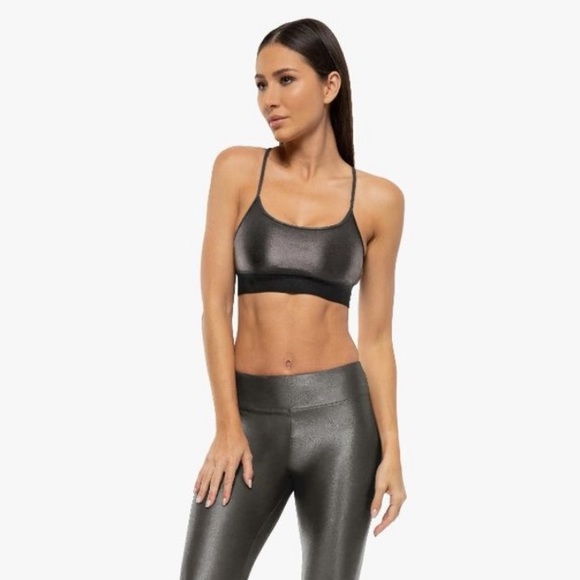KORAL Sports Bra & Capri Leggings Set Gunmetal Lustrous Liquid Sheen Small - Picture 2 of 14